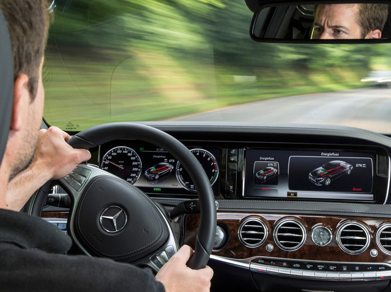 Mercedes снизил расход топлива S-класса до 2,8 л - ФОТО