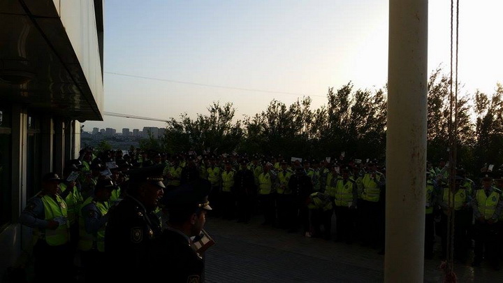 Yol polisinin xarici vətəndaşla ünsiyyətində problem olmayacaq – FOTO