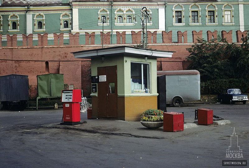 Бензоколонки в СССР – история в фотографиях - ФОТОСЕССИЯ