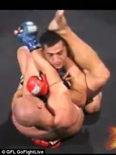 Теракт в США: расстреляли морских пехотинцев - ОБНОВЛЕНО - ФОТО