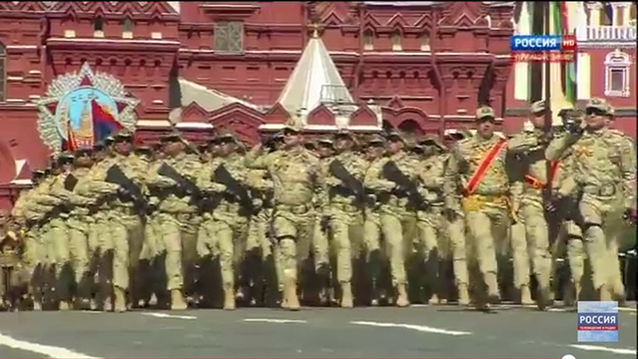 Азербайджанские военнослужащие - на параде в Москве - ФОТО