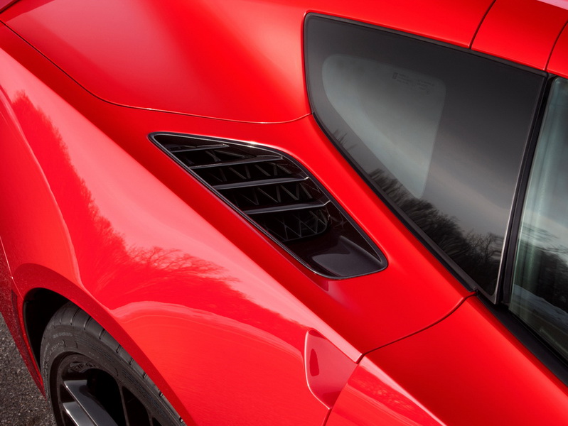 В Детройте представлен новый Chevrolet Corvette - ФОТО