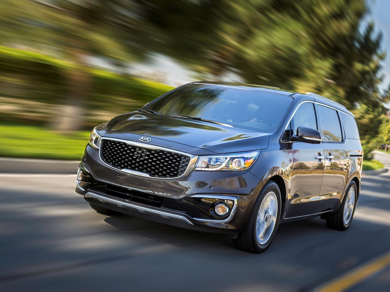 Новый минивэн Kia Sedona стал восьмиместным - ФОТО
