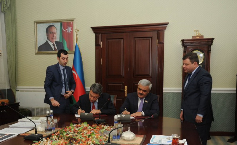 Успех на полмиллиарда: SOCAR завоевывает доверие зарубежных банков - ФОТО