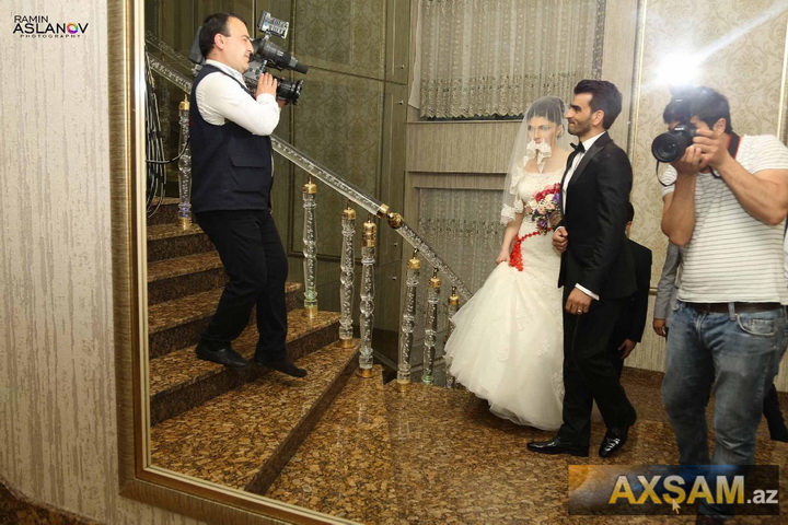 Azərbaycanlı müğənni evləndi – FOTO