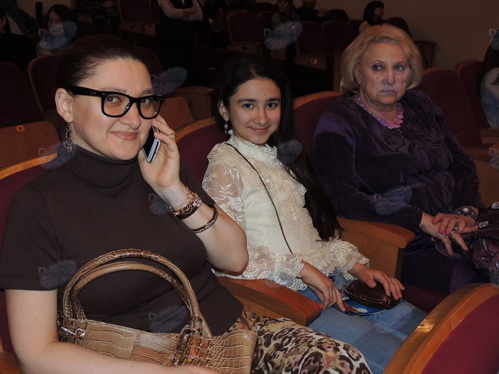 "Еще одна ночь Шахерезады" наделала шума в Русской драме - РЕПОРТАЖ - ФОТО