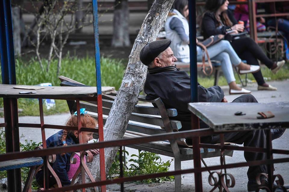 Qocaların yanından reportaj: "Qızların xoşuna gəlir, ağsaqqal..." - FOTO