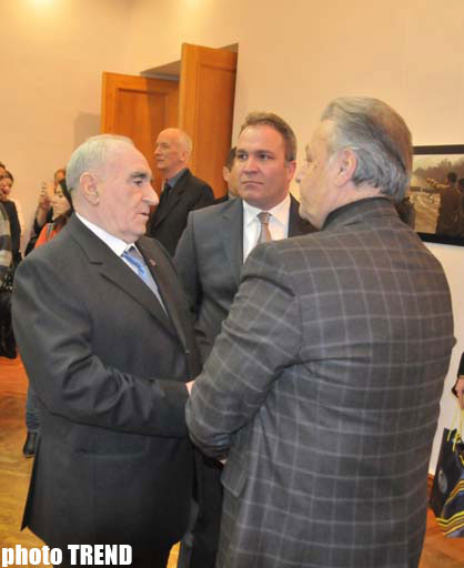 В Баку представлены работы французского фотографа о Ходжалинской трагедии - ОБНОВЛЕНО - ФОТО