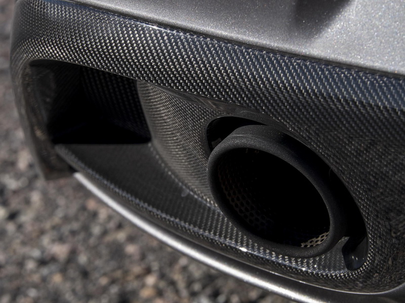 Aston Martin начал устанавливать 8-ступенчатый "автомат" - ФОТОСЕССИЯ