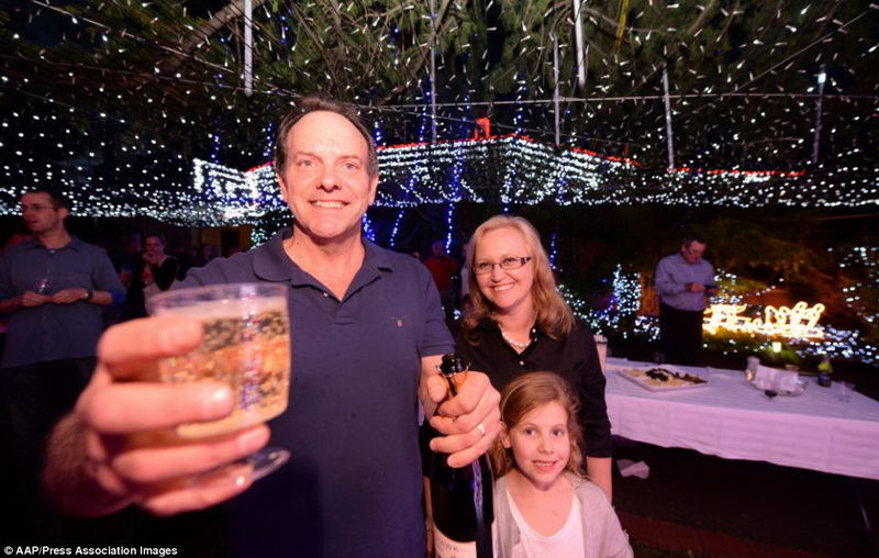 Дом в Австралии украсили самой длинной в мире гирляндой - ОБНОВЛЕНО - ФОТО