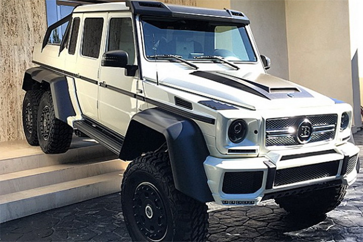 Вот на чем ездят миллиардеры - ФОТО