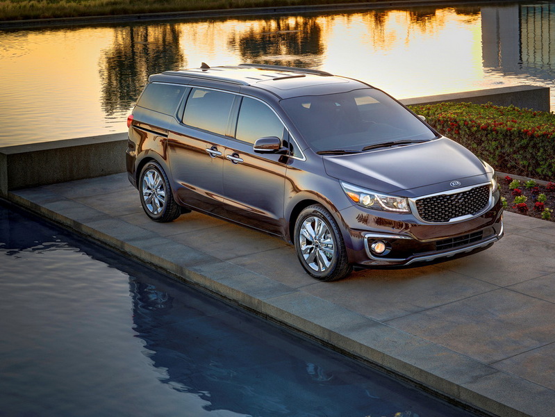 Новый минивэн Kia Sedona стал восьмиместным - ФОТО