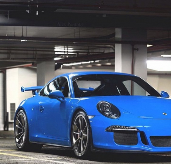 Açıq-saçıq İran qızları - FOTOLAR