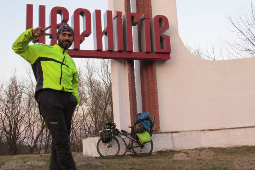 Мировое велотурне Рамиля Зиядова продолжается: из Брянска в Москву - ФОТО