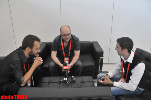 Венгерские участники "Евровидения" сняли в Баку клип - ФОТО