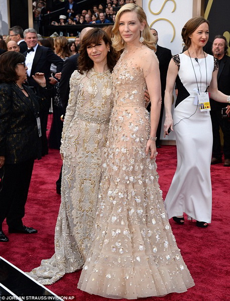 Лучшие образы с красной дорожки "Оскара" - ФОТО