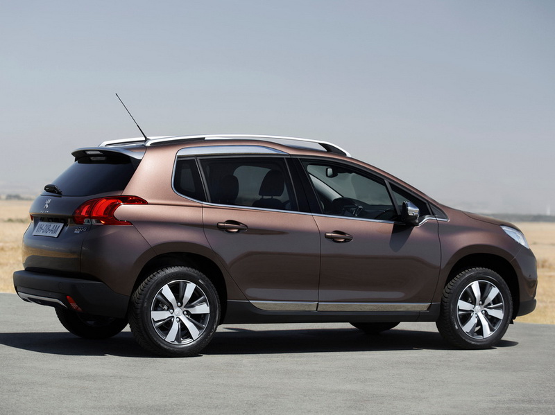 Peugeot рассекретил новый кроссовер 2008 - ФОТО