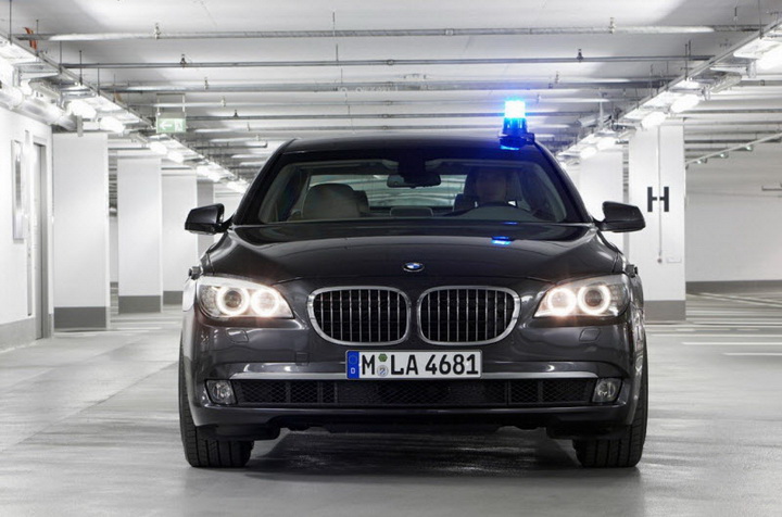 Топ-10: самые дорогие в мире бронированные автомобили - ФОТО