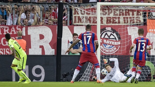 "Бавария" обыграла "Барсу", но распрощалась с ЛЧ - ОБНОВЛЕНО - ФОТО