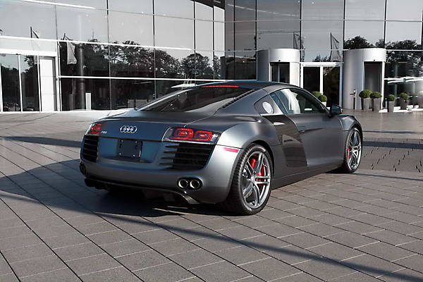 Audi R8 Exclusive Selection Editions: две версии немецкого купе - ФОТО