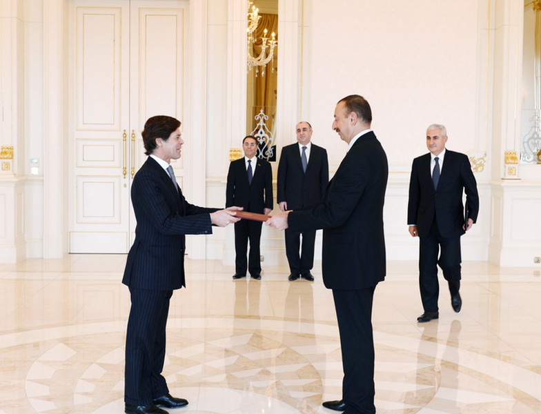 Президент Азербайджана принял верительные грамоты новоназначенных послов ряда стран - ОБНОВЛЕНО - ФОТО