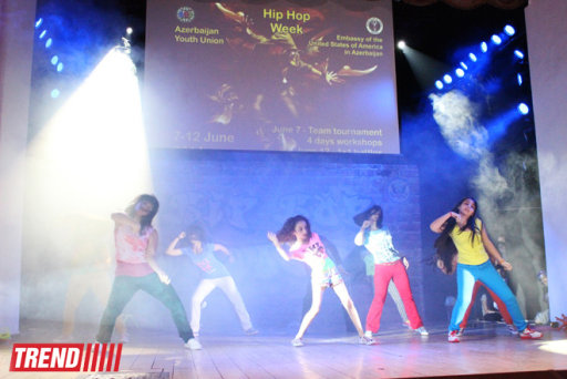 В Баку гастролирует хип-хоп-группа "Soul Street Dance Co." – ФОТО