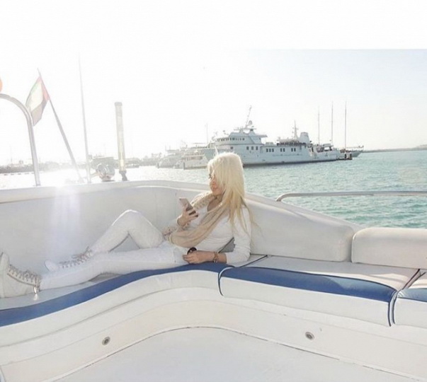 Açıq-saçıq İran qızları - FOTOLAR