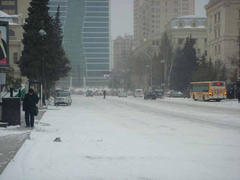 В Баку побит рекорд низкой температуры за 110 лет – ОБНОВЛЕНО - ФОТО