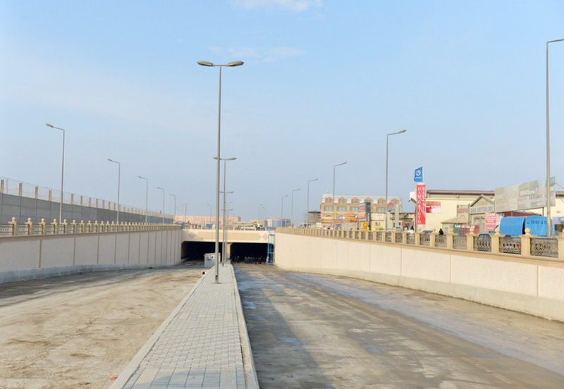 Президент Ильхам Алиев ознакомился с ходом строительных работ на дорожных узлах на проспекте Зии Буниятова - ОБНОВЛЕНО - ФОТО