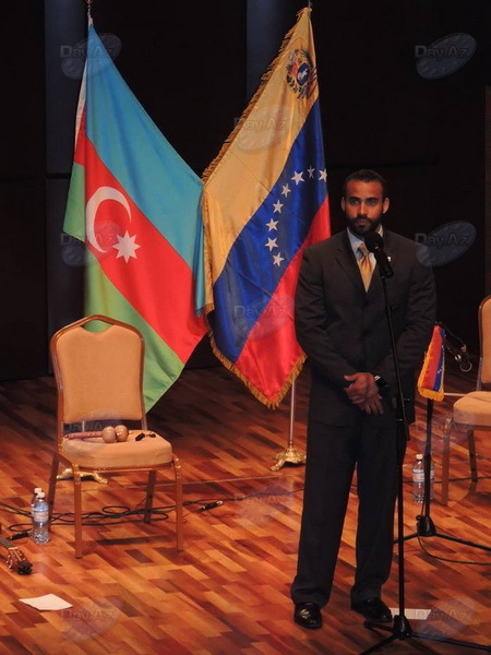 Латиноамериканские ритмы на сцене Международного центра мугама – РЕПОРТАЖ – ФОТО