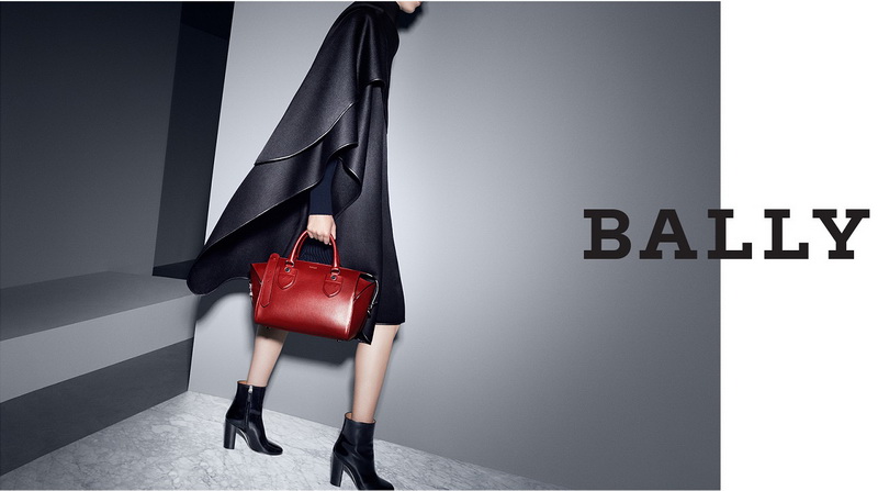 В Баку открылся первый магазин швейцарского бренда Bally - ФОТО