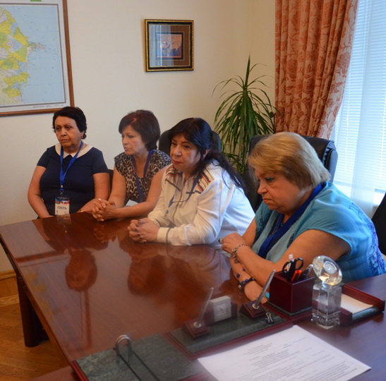 Руководитель "Россотрудничества" встретилась в Баку учителями - ФОТО