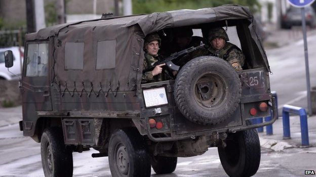 Кошмар в Македонии. В спецоперации погибли и ранены полицейские - ОБНОВЛЕНО - ФОТО