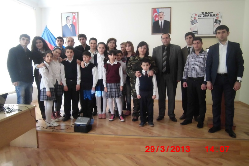 Yeni Nəfəs Gənclər Təşkilatı soyqırım qurbanlarını məktəblilərlə yad edib - FOTO
