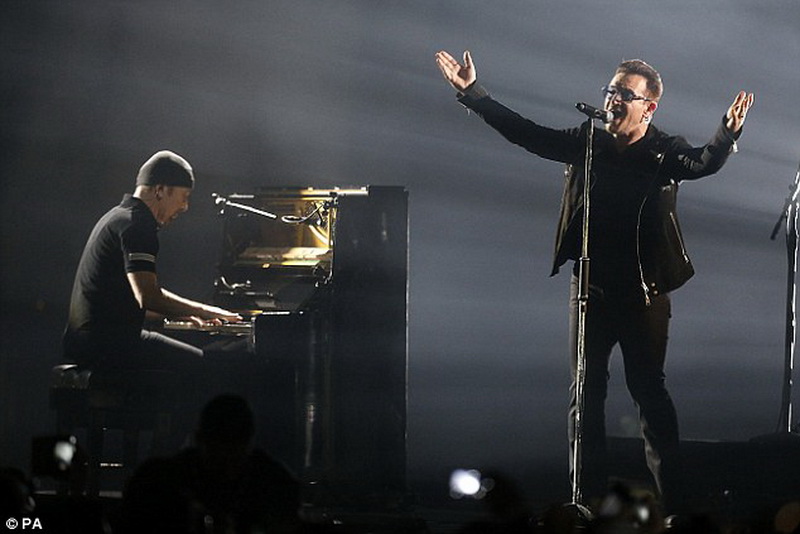 MTV вручил премии лучшим музыкантам - ФОТО