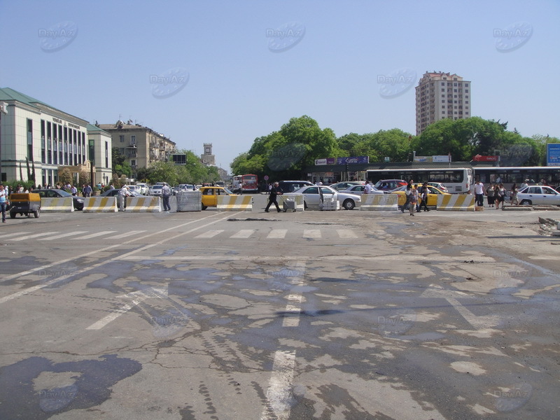 На одной из центральных улиц Баку начался ремонт - ОБНОВЛЕНО - ФОТО