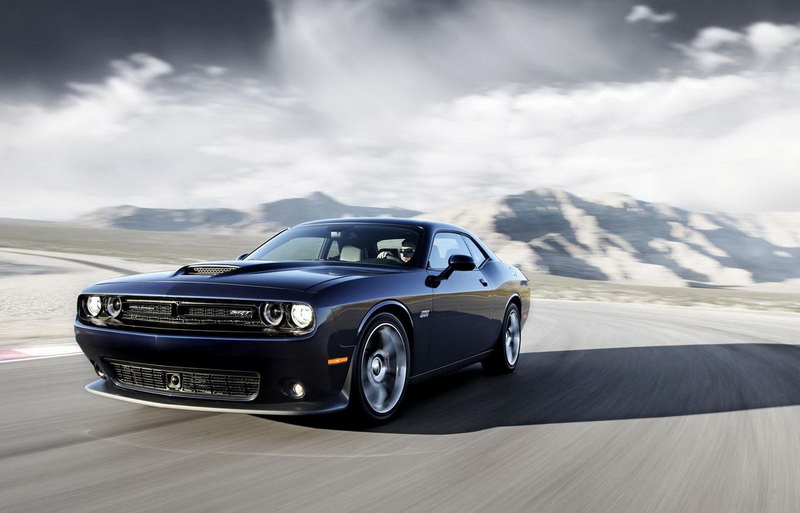 Новая версия Dodge Challenger обещает быть очень мощной - ФОТО