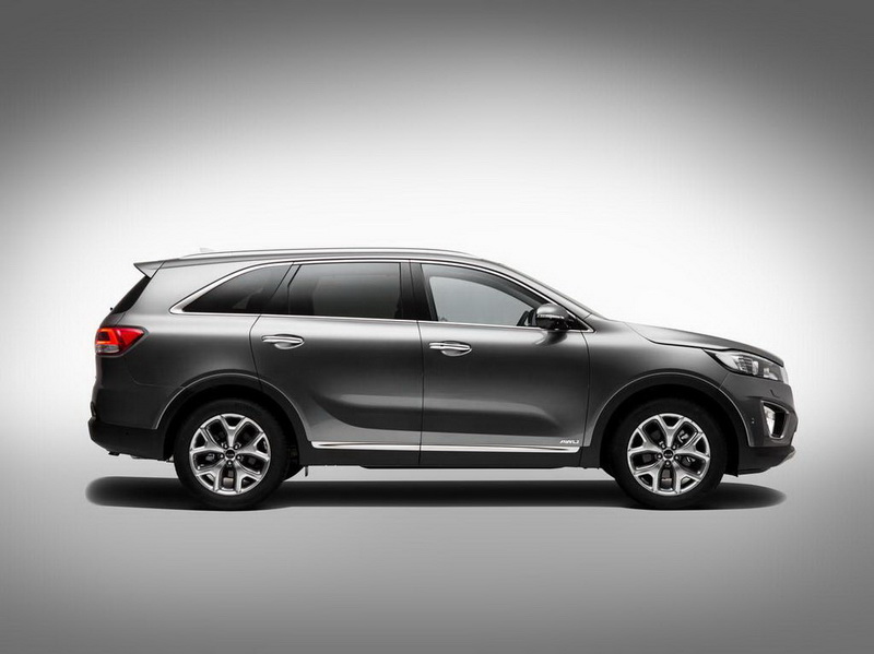 Третье поколение Kia Sorento показали европейцам - ФОТО