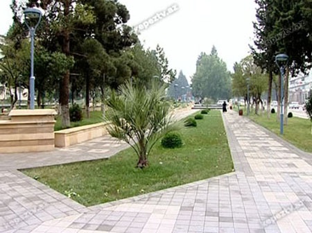 Gəncədə Fikrət Əmirov adına park açılıb - FOTO