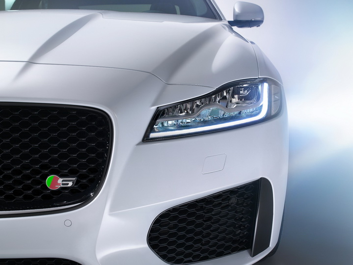 Jaguar рассекретил новое поколение седана XF - ФОТОСЕССИЯ