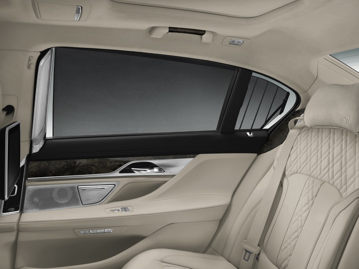 Новый BMW 7-Series представлен официально: все подробности о новинке - ФОТО