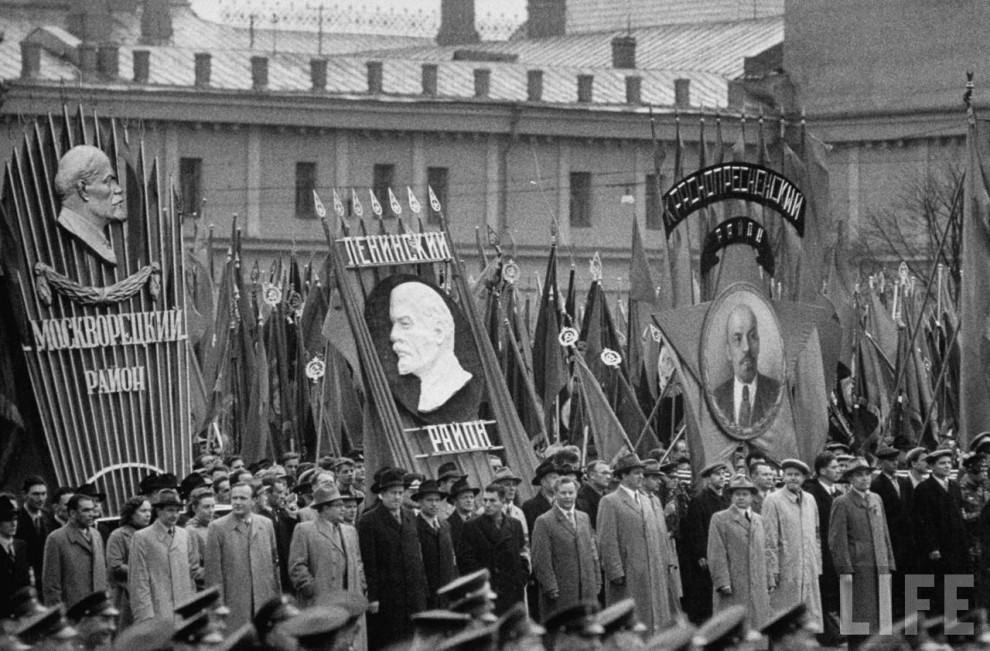 Майские празднования в Москве в 1958 году - ФОТОСЕССИЯ