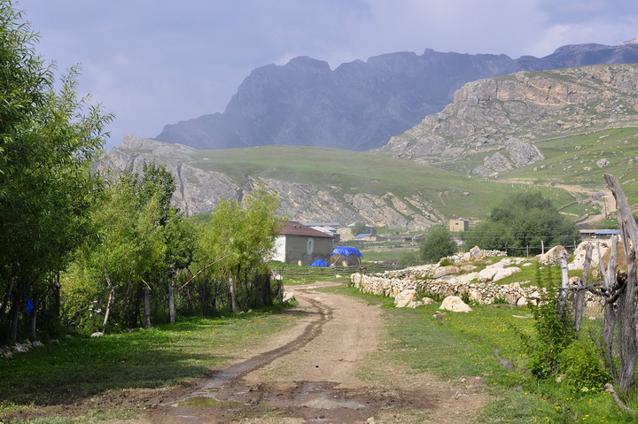 Грыз - древнейшее азербайджанское село на берегу реки - ФОТО