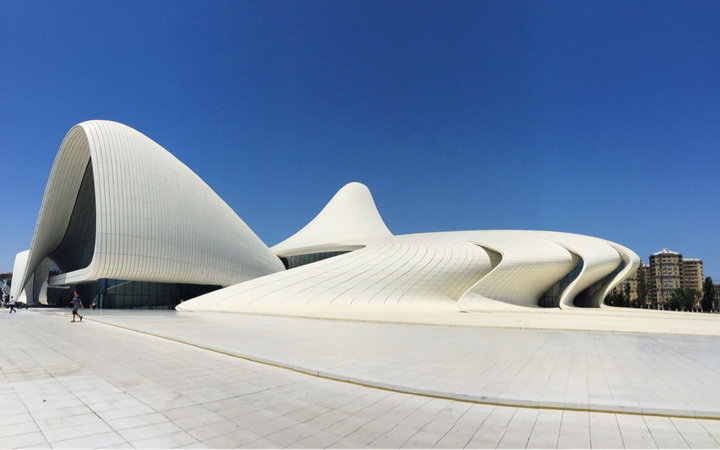 Центр Гейдара Алиева привел в восторг известного блогера - ФОТОГАЛЕРЕЯ