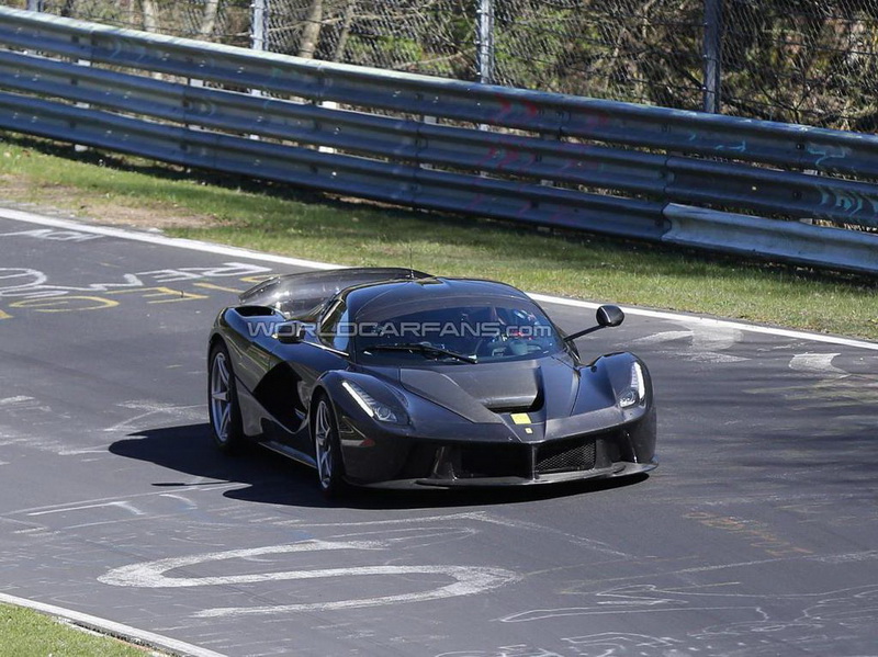 Самая мощная Ferrari в истории марки появится в декабре - ФОТО