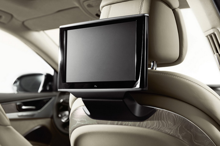 Audi выпустит специальный вариант удлиненной А8 "для шоферов" - ФОТО