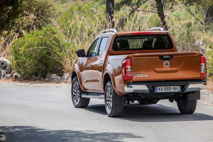 Nissan выпускает пикап нового поколения - ФОТО