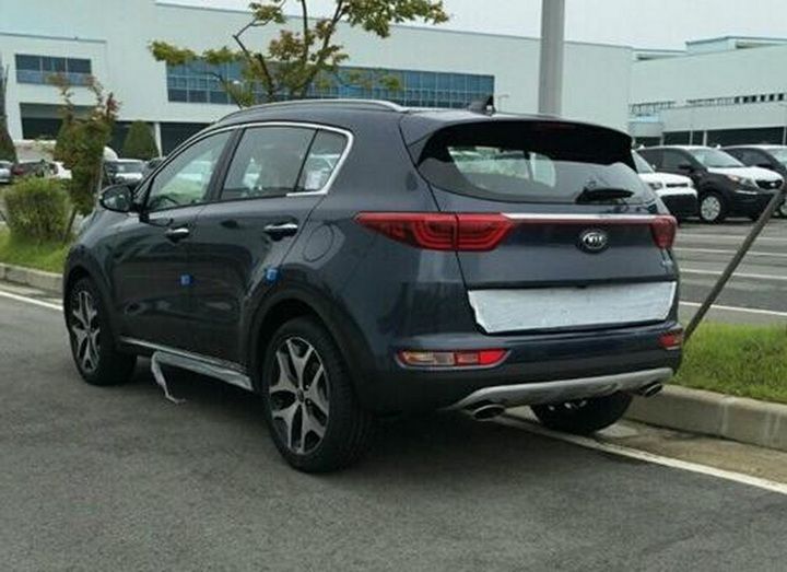 Рассекречен интерьер нового Kia Sportage - ФОТОСЕССИЯ