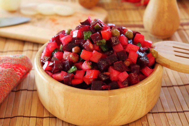 Икра, сало, квас и остальные вкусности русской кухни - ФОТО