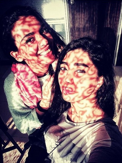 Açıq-saçıq İran qızları - FOTOLAR